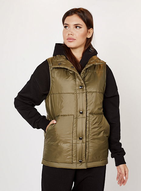 картинка Жилет с накладными карманами хаки от магазина ICNTPRY