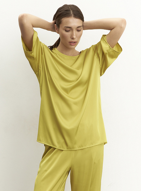 картинка Футболка атласная лайм от магазина ICNTPRY