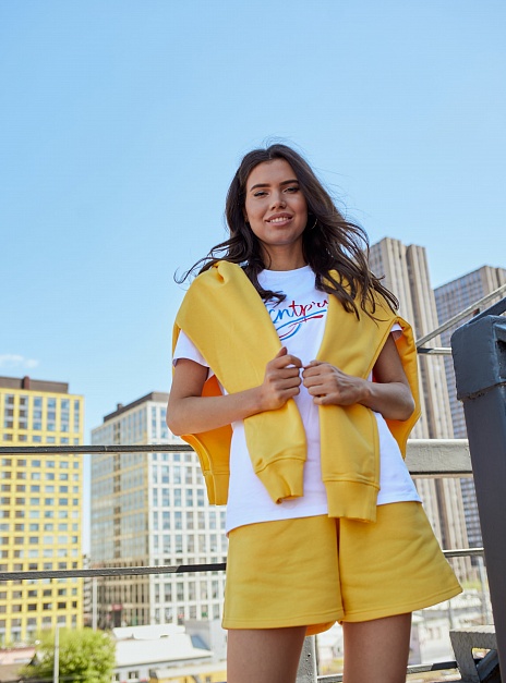 картинка Шорты короткие желтые от магазина ICNTPRY