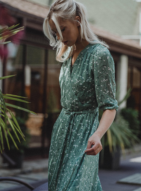 картинка Платье миди с запахом зеленое от магазина ICNTPRY