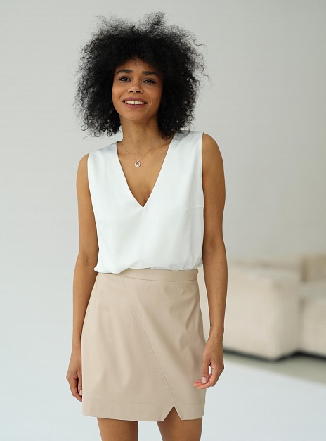 картинка Юбка экокожа бежевая мини от магазина ICNTPRY