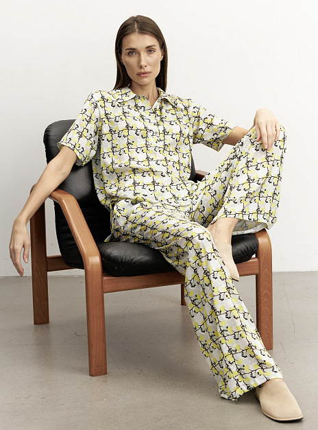 картинка Брюки шелковые с принтом от магазина ICNTPRY