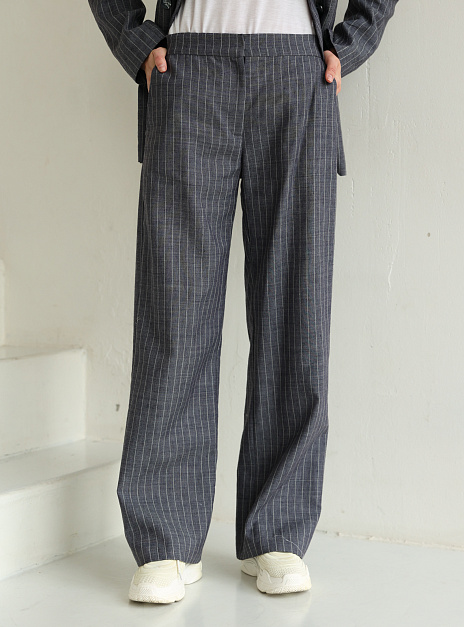 картинка Брюки в полоску лен серые от магазина ICNTPRY