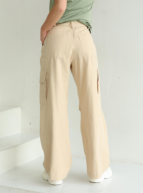 картинка Брюки карго бежевые от магазина ICNTPRY