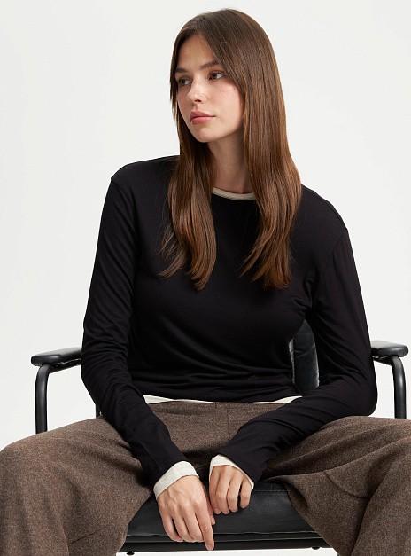 картинка Лонгслив черный от магазина ICNTPRY