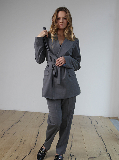 картинка Жакет с поясом серый от магазина ICNTPRY