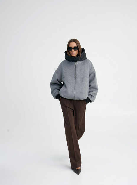 картинка Бомбер с капюшоном серый от магазина ICNTPRY