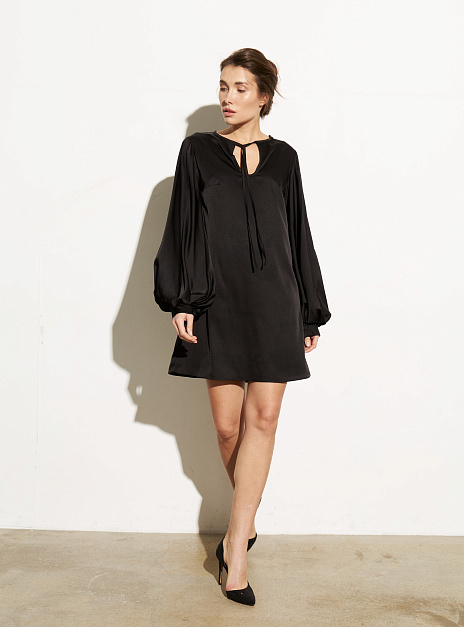 картинка Платье мини шелковое черное от магазина ICNTPRY