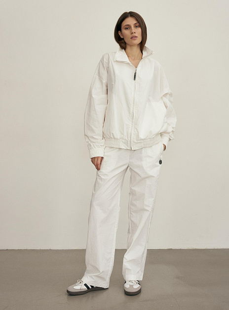 картинка Брюки Таслан молочные от магазина ICNTPRY