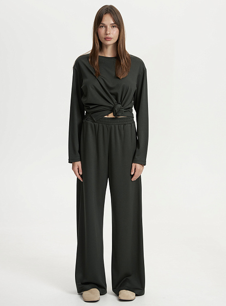 картинка Брюки модал темно-зеленые от магазина ICNTPRY