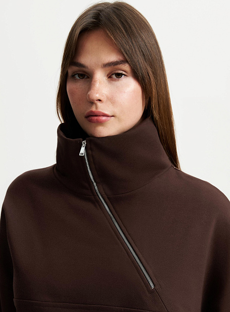 картинка Свитшот с косой молнией футер шоколад от магазина ICNTPRY